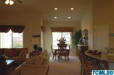 6652 E Dayton Ave unit 171, Fresno, CA 93727 - photo 2