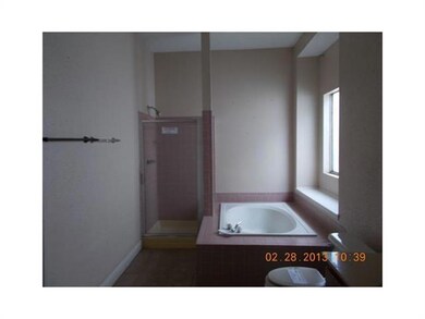 Master Bath/Spa.