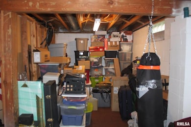 2803 Hillside Ct, Bettendorf, IA 52722 - photo 5