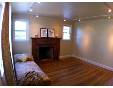 201 Gentian Ave, Providence, RI 02908 - photo 3