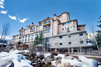Winter_Exterior