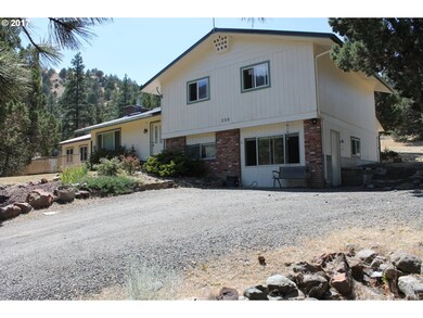 306 Adams Dr, Canyon City, OR 97820 - photo 3