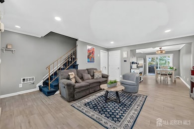 3 Heritage Ln, Fords, NJ 08863 - photo 4