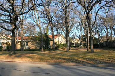 1316 Kathryn St, Hurst, TX 76053 - photo 3