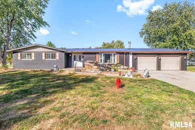 1224 Commanche Rd unit 1, Auburn, IL 62615 - photo 2