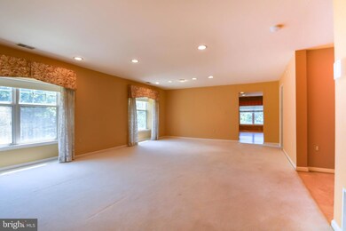 4550 Chaucer Way unit 402, Owings Mills, MD 21117 - photo 4