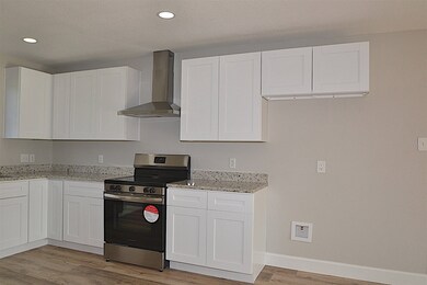 4506 Russell St, Houston, TX 77026 - photo 6