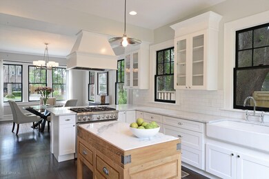 3331 Oak St, Jacksonville, FL 32205 - photo 2