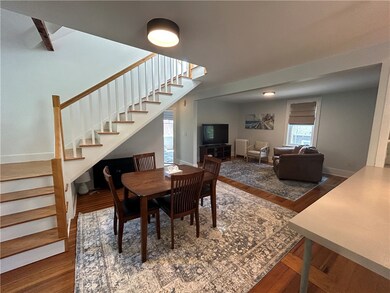 8 Friendship St unit B, Newport, RI 02840 - photo 3