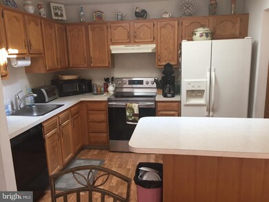 5814 Burning Tree Ln unit 5814, Macungie, PA 18062 - photo 3