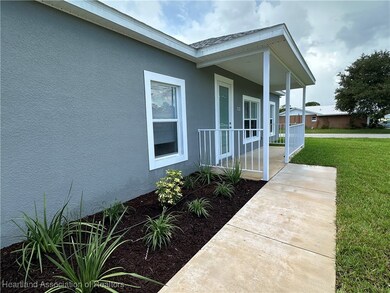 233 Blue Moon Ave, Lake Placid, FL 33852 - photo 4