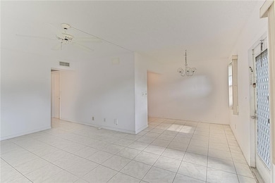 167 Grantham E, Deerfield Beach, FL 33442 - photo 3