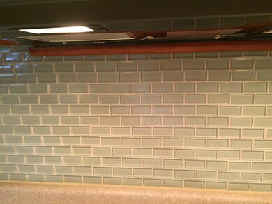 477 Cumberland Dr, Columbus, OH 43213 - photo 5