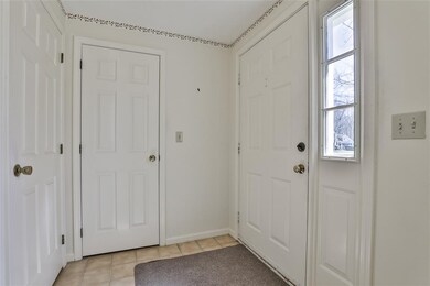 9 Captain Cook Way, Plaistow, NH 03865 - photo 3