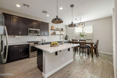 9-web-or-mls-4630 S Flare, Mesa-9