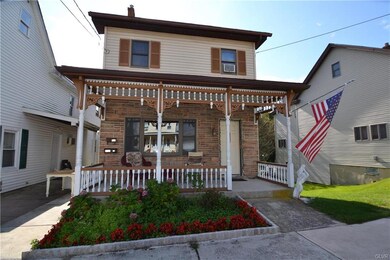 422 South St, Jim Thorpe, PA 18229 - photo 2