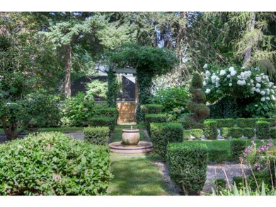 Yard/Garden.