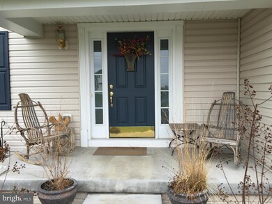 1100 E Pebblebrook Dr, Greencastle, PA 17225 - photo 2