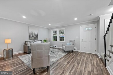 806 N Chapel Gate Ln, Baltimore, MD 21229 - photo 6