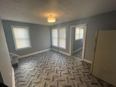 36 N Eureka Ave, Columbus, OH 43204 - photo 3