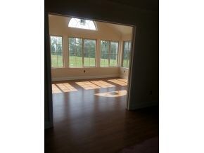 large windows w views