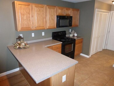 220B Belknap unit B, Pembroke, NH 03275 - photo 5