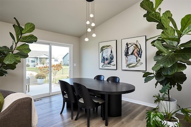 1055 Northview Dr, Waukee, IA 50263 - photo 3