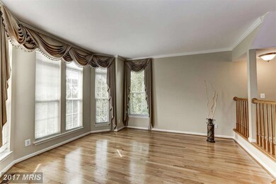 2554 James Monroe Cir, Herndon, VA 20171 - photo 4