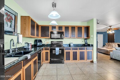 11529 W Bloomfield Rd-8