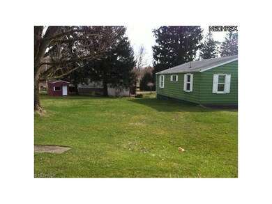 16014 Martha St, East Liverpool, OH 43920 - photo 2