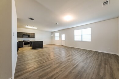 1205 Mallard Cove, Ennis, TX 75119 - photo 3