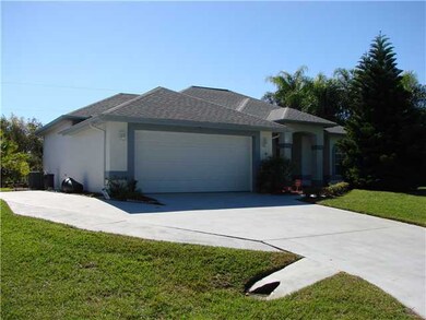 109 Friar Ct, Sebastian, FL 32958 - photo 2