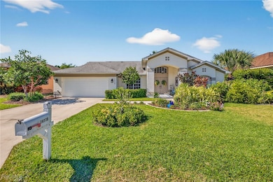 14770 Blackbird Ln, Fort Myers, FL 33919 - photo 4