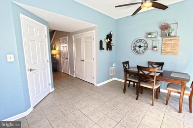 12450 Selkirk Cir, Bristow, VA 20136 - photo 7