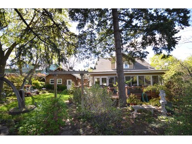 100 Harris St, the Dalles, OR 97058 - photo 2