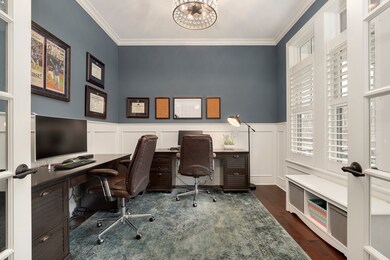 287 E Schiller St, Elmhurst, IL 60126 - photo 7