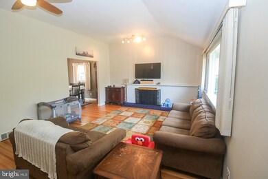 178 Cherry Tree Ln, Cherry Hill, NJ 08002 - photo 5