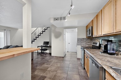 8333 Comanche Rd NE unit 16C, Albuquerque, NM 87110 - photo 7