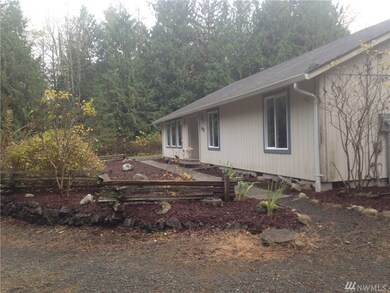 385 Zion Dr, Quilcene, WA 98376 - photo 5