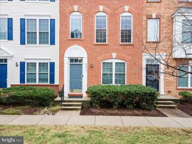 42793 Flannigan Terrace, Chantilly, VA 20152 - photo 4