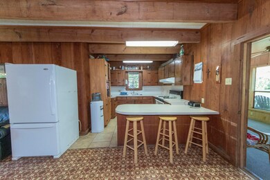 4 Kitchen