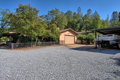 Parking area/carport