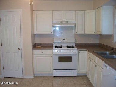 104 Colmer Cir, Ocean Springs, MS 39564 - photo 5