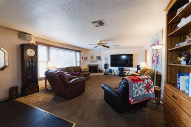 67324F4D-7C9E-4283-83FB-89A33DD28E46