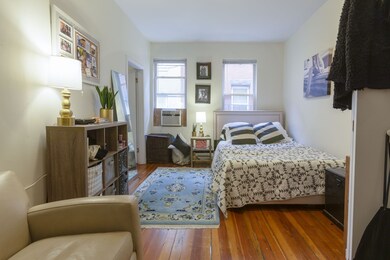 11 Noyes Place (Pet Friendly) unit 3, Boston, MA 02113 - photo 4