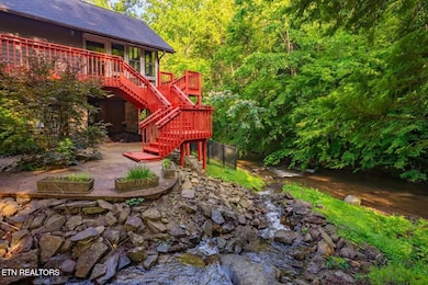 3669 Lindsey Mill Rd, Gatlinburg, TN 37738 - photo 3