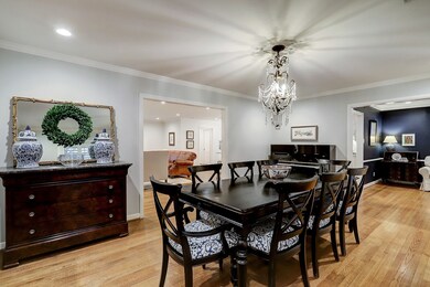 10043 Burgoyne Rd, Houston, TX 77042 - photo 7