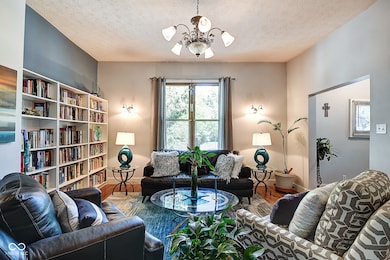 2364 N Pennsylvania St, Indianapolis, IN 46205 - photo 7