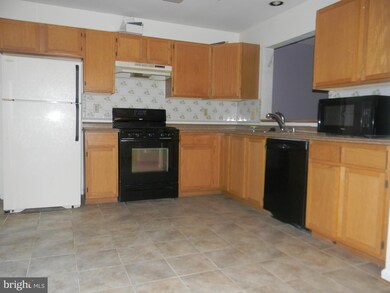 106 Royalty Cir, Owings Mills, MD 21117 - photo 7