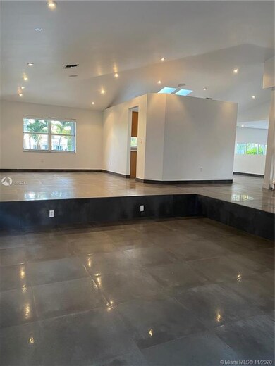 11310 NW 64th Terrace, Doral, FL 33178 - photo 6